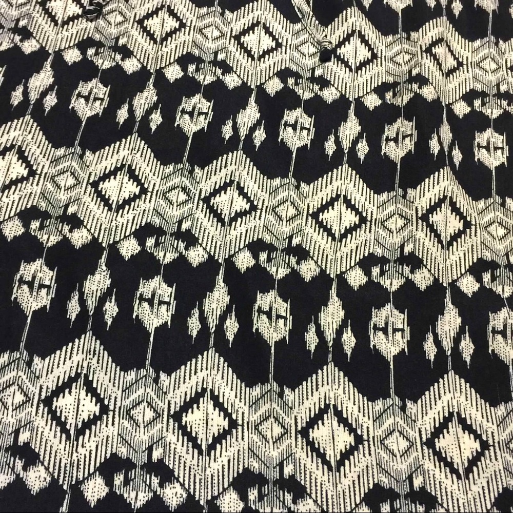 ModCloth Santa Fe Print Blouse - Picture 5 of 8